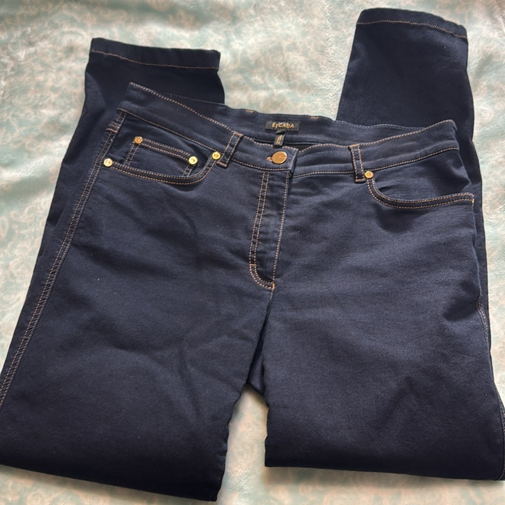ESCADA JEANS - Picture 4 of 9